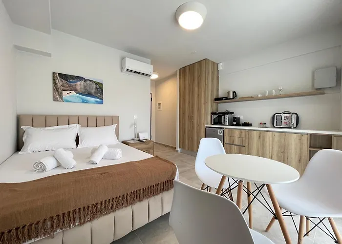 Acropolis View Luxurious Studio Living