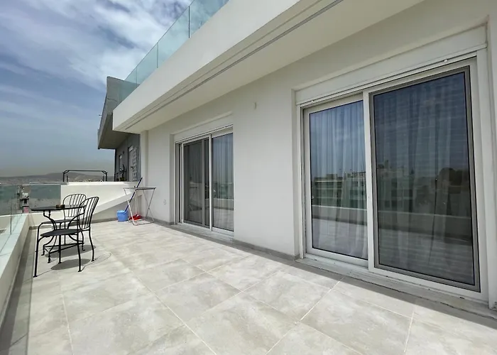 Acropolis View Luxurious Studio Living