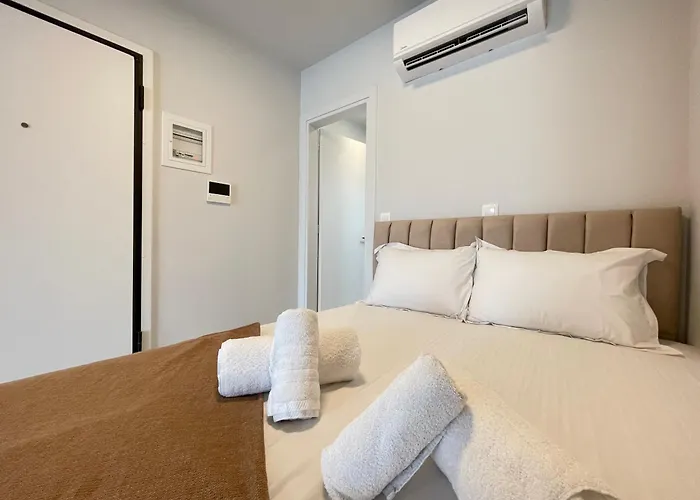 Acropolis View Luxurious Studio Living