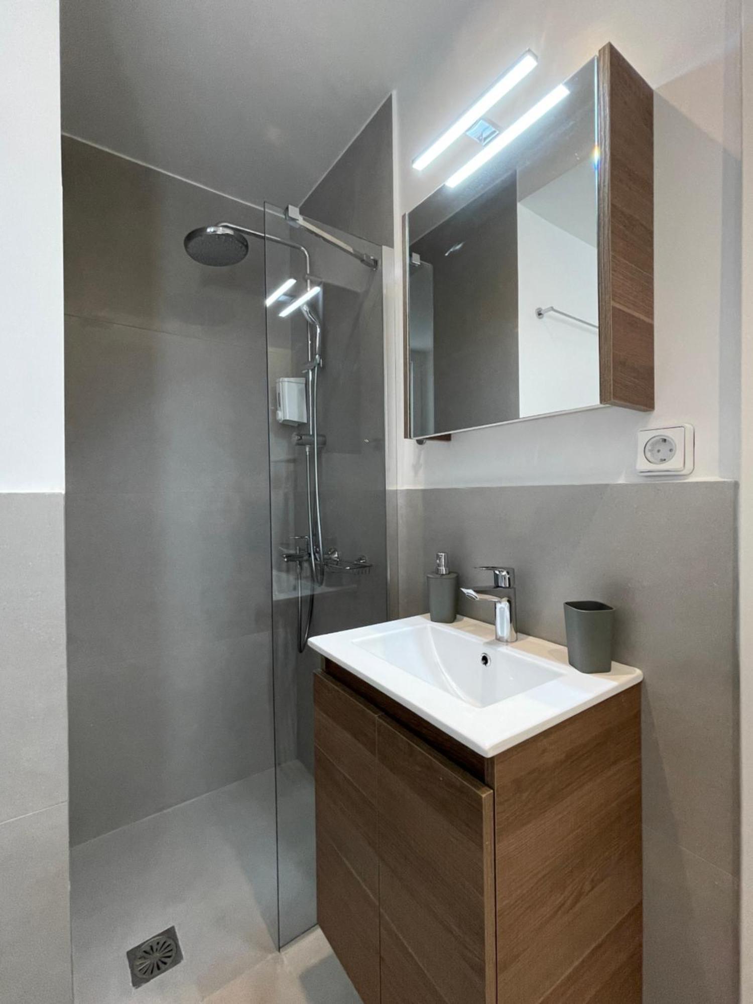 Acropolis View Luxurious Living